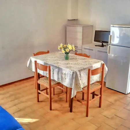 Cosy 200m From The Sea Apartment *
